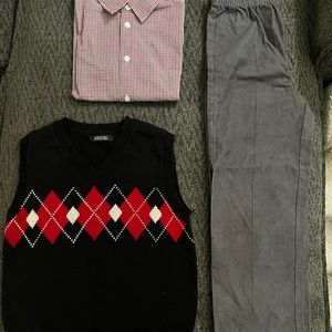 Dockers Boys 3 piece holiday outfit, size 6, excellent condition